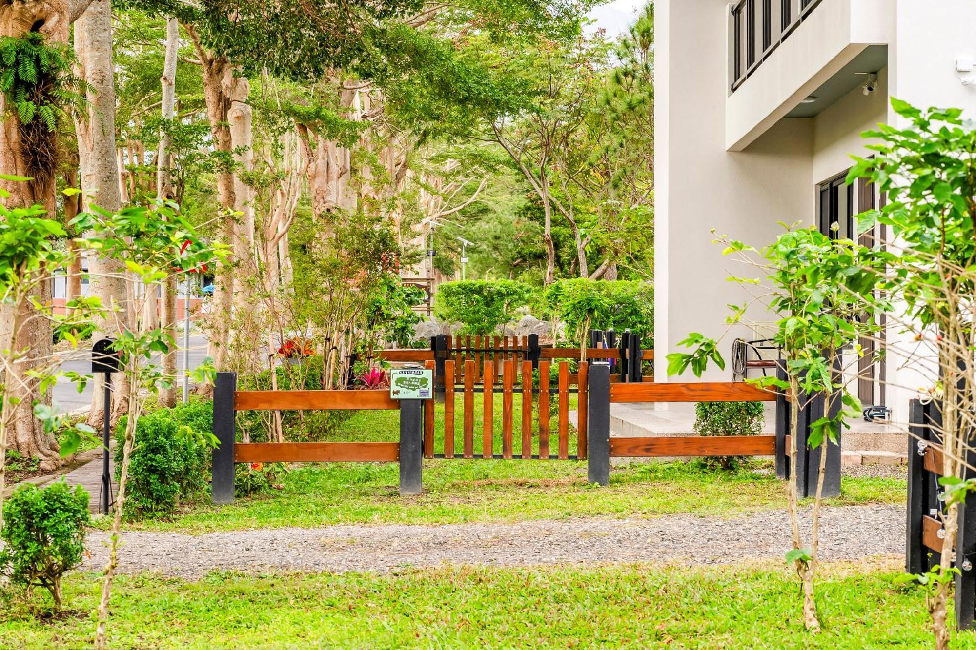 Dream Field Apartment Luye Exterior photo